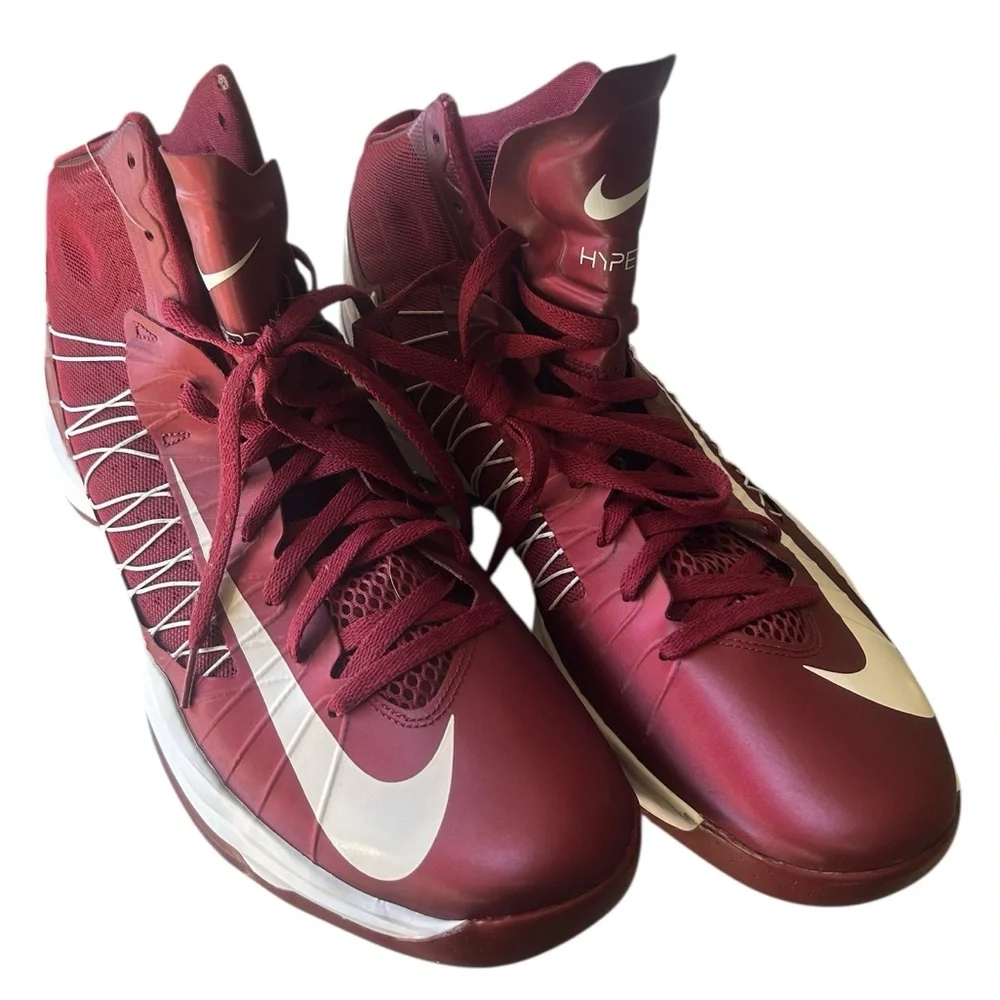 Nike HYPERDUNK 2012 Hi-Top Sneakers RARE Size 17 Maroon & White NWOT